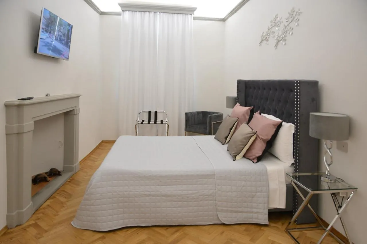 Campana Suites Bibbiena 0*,  Italia